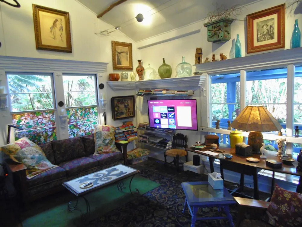 Upcountry Volcano Village Mountain Cottage