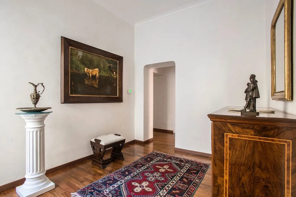 Ludovisi Apartment Deluxe