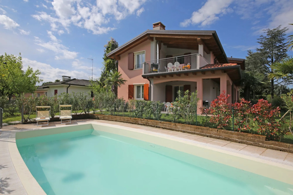 Villa Aurora Apartments