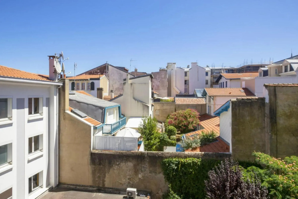 Homey 1-bedroom w balcony close to the beaches of Biarritz Welkeys