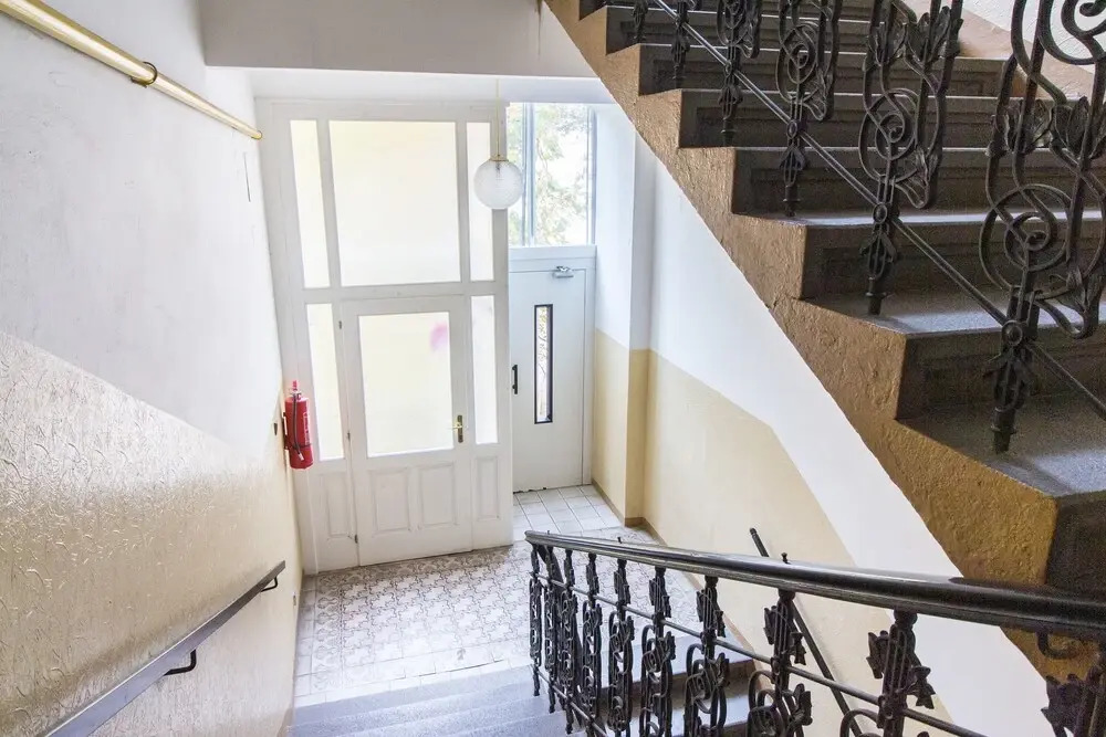 Spacious Duplex by Park&Metro by easyBNB