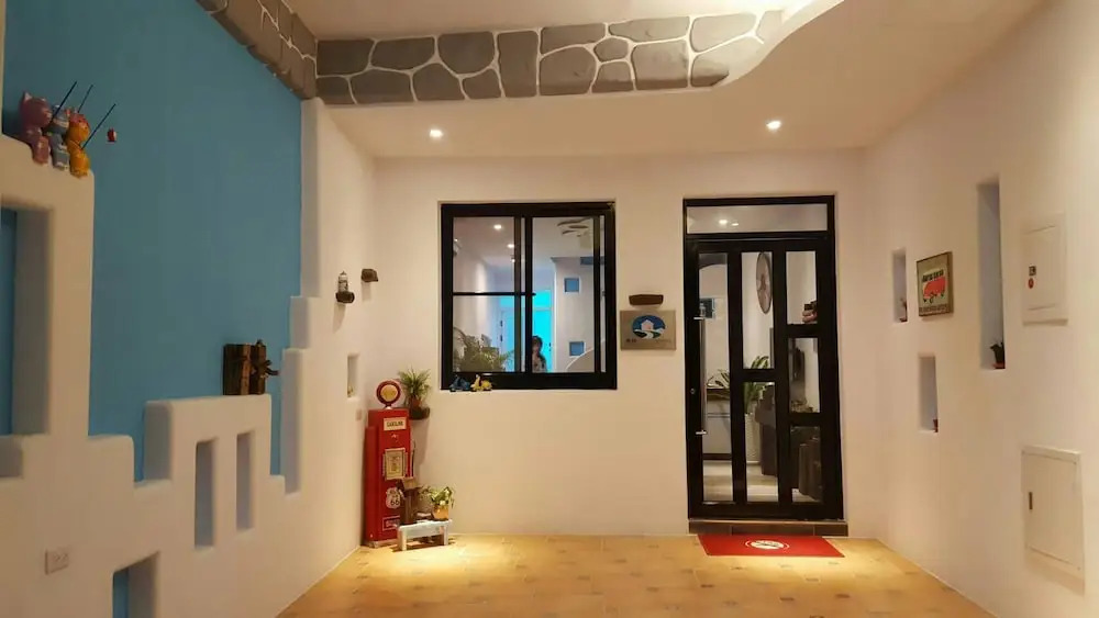 And B&B