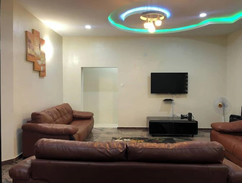 Tugo Apartment