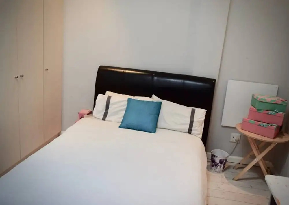 2 Bedroom Designer Apartment In Cape Town City Centre
