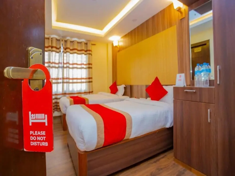 OYO 172 Hotel Deepshree