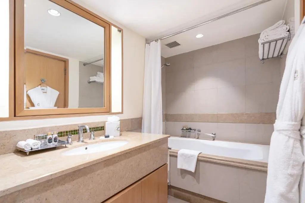 Taj Wellington Mews, Mumbai