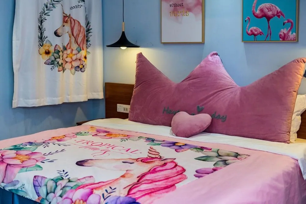 Rockabond Family Inn