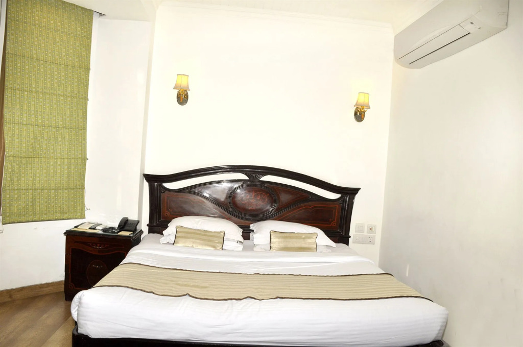 Hotel Park Residency