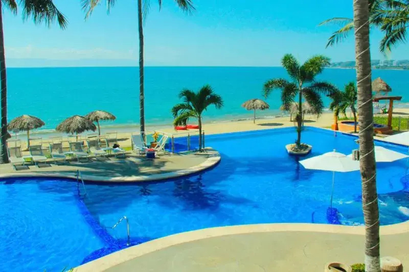 Los Picos Hotel & Suites Bucerias