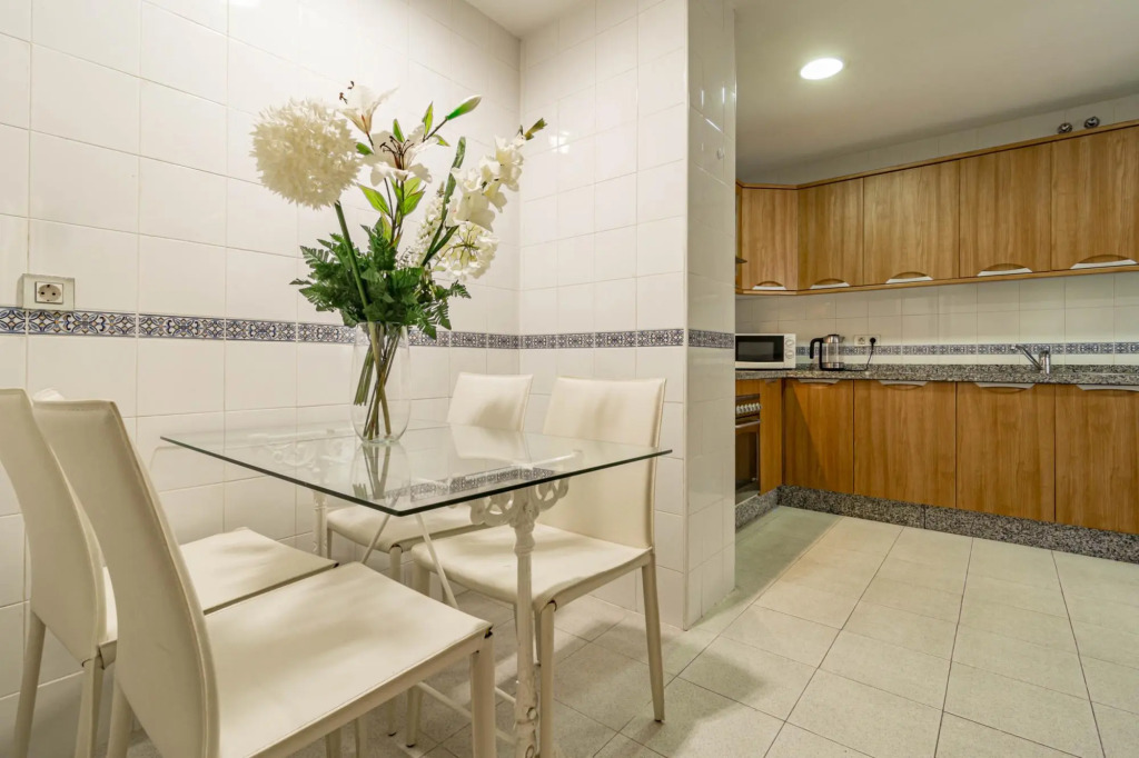 ADE10 - Casa Adelfas Ii by Roomservices