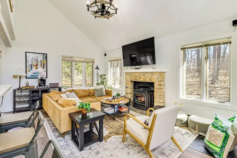 Steps to Jack Frost Ski Resort: Townhome w/ Decks
