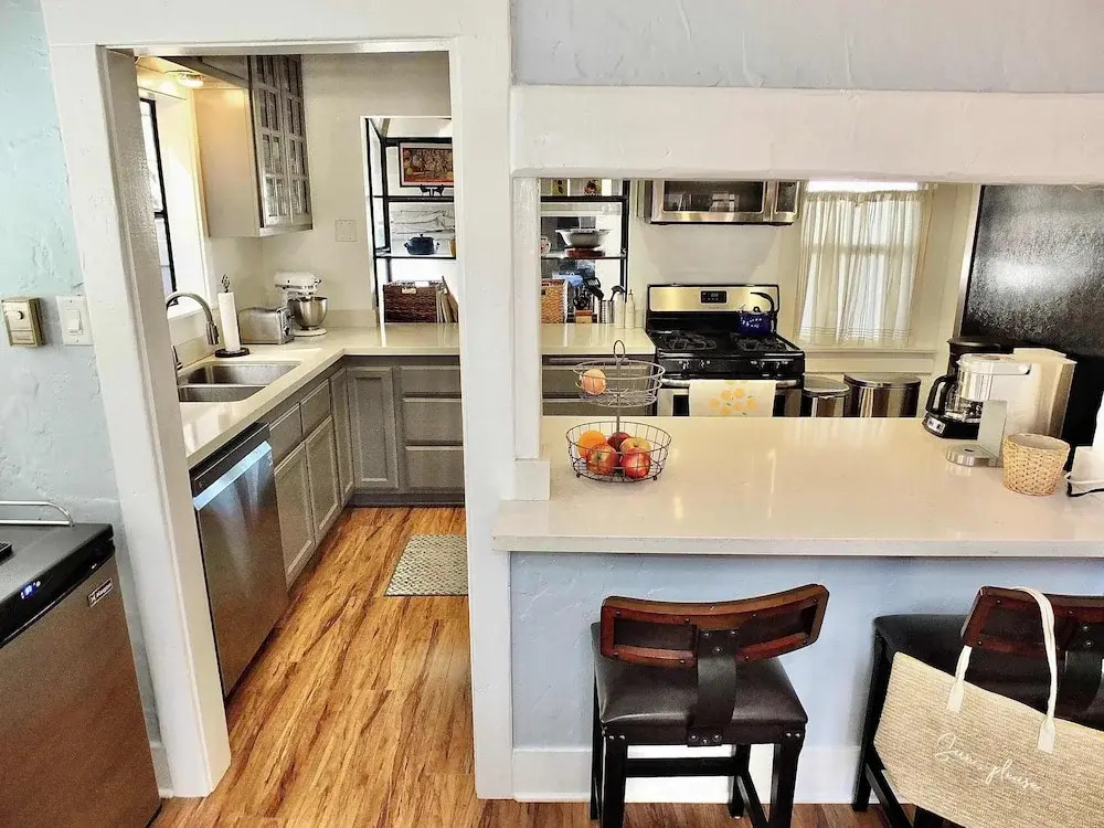 Park Avenue Beach Paradise Chic & Secluded 4 BDR