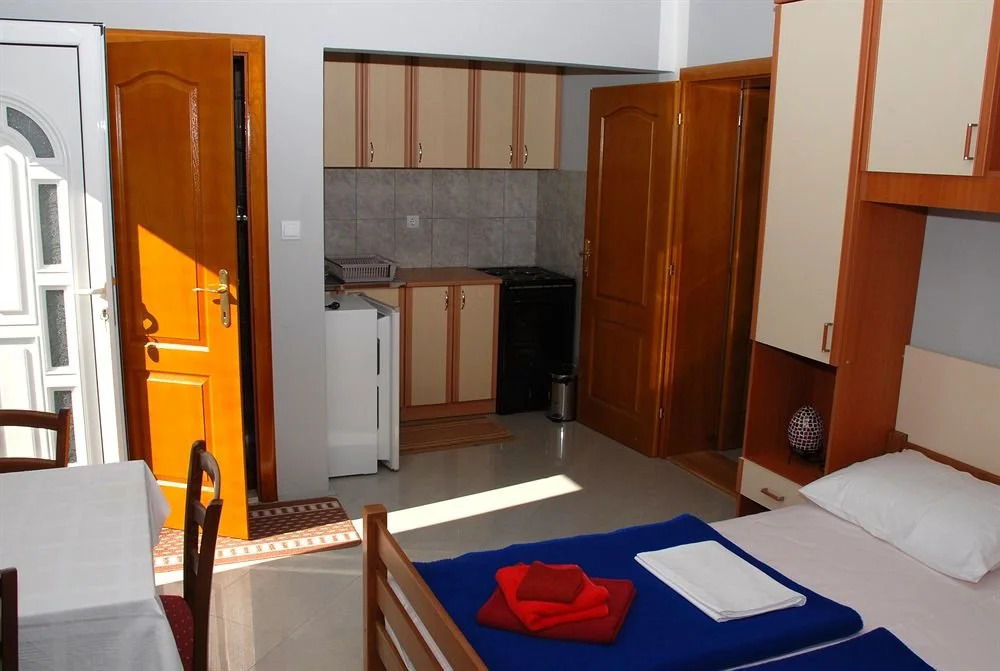 Garni Hotel Bokeška Noć