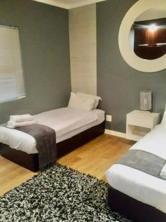 Icon Self Catering Apartment in Cape Town near Waterfront and CTICC