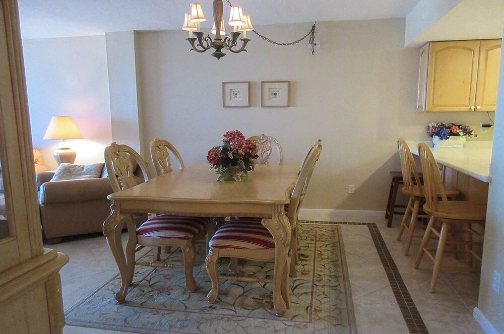 Eden House #302