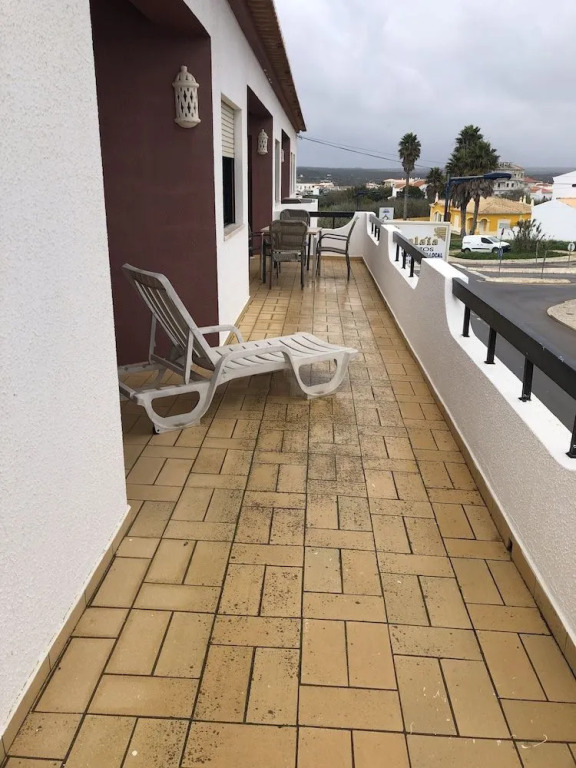 Apartamentos e Quartos Atalaia