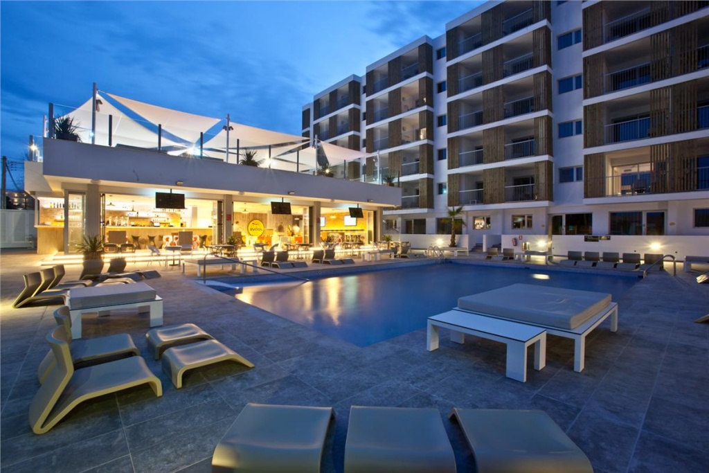 Апартаменты Ryans Ibiza