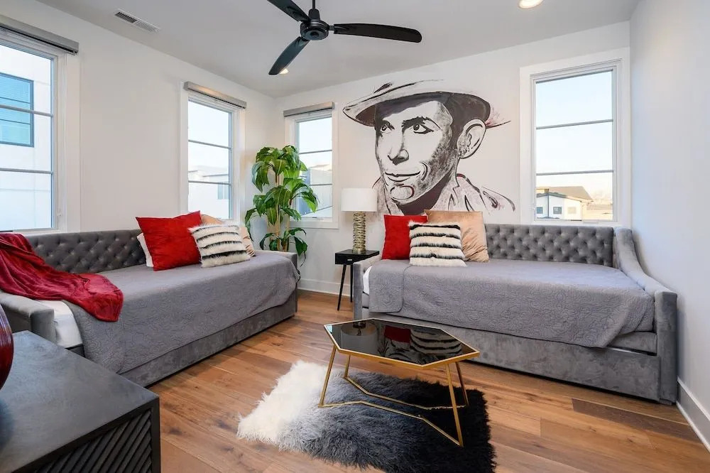 Music City Luxe