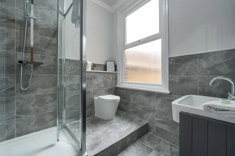 Host Apartments Seel St Modern Townhouse Apt