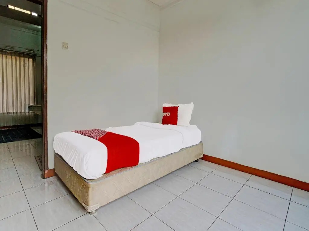 Super OYO Capital O 91810 Hotel Balebat 2