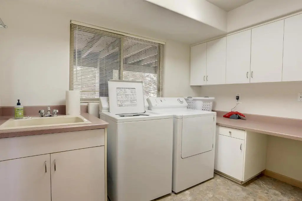 3 Mulligan-On Golf Crse-4BR/3BA