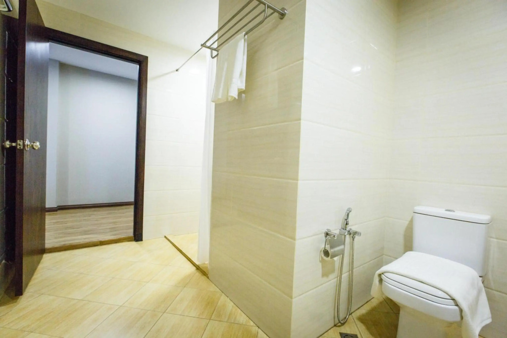Lintas Platinum Hotel