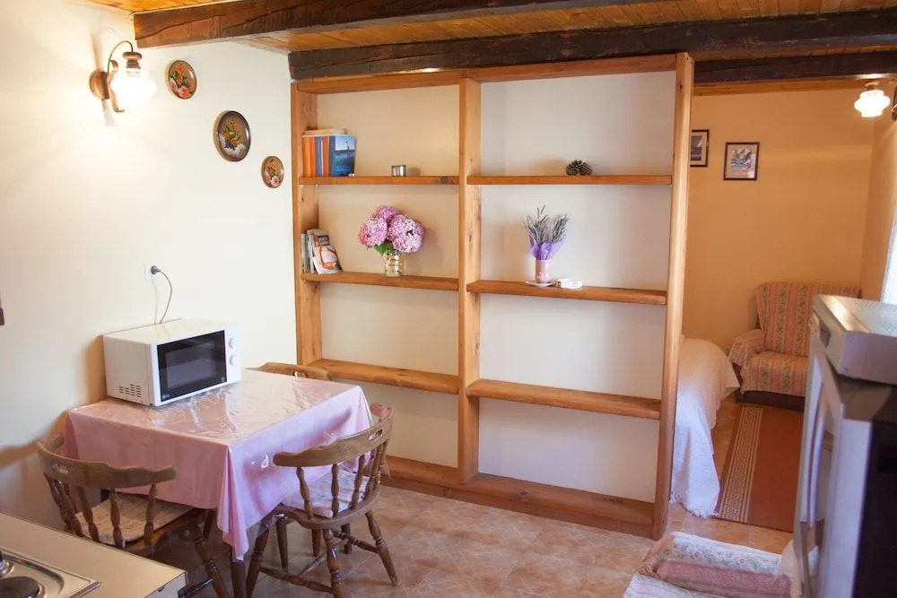 Apartments Stifanic