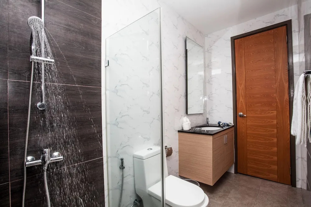 Jomtien Lamore Villa 2 Bedroom with Jacuzzi Pool