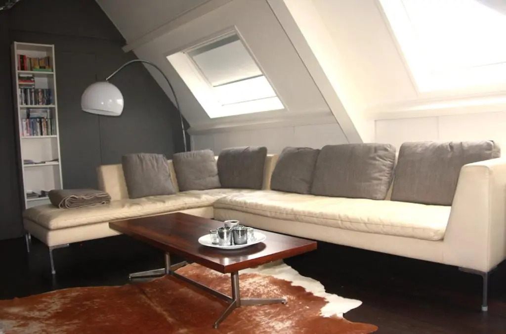 Paardenstal, Private House with wifi and free parking for 1 car