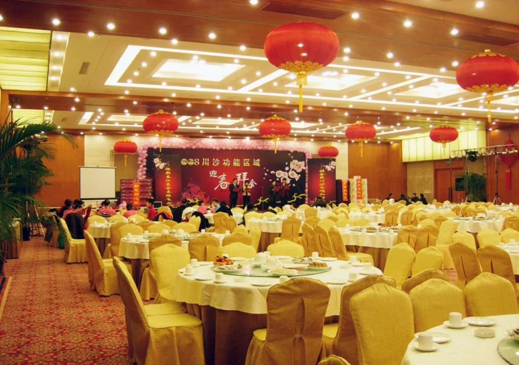 Shanghai Airlines Travel Hotel