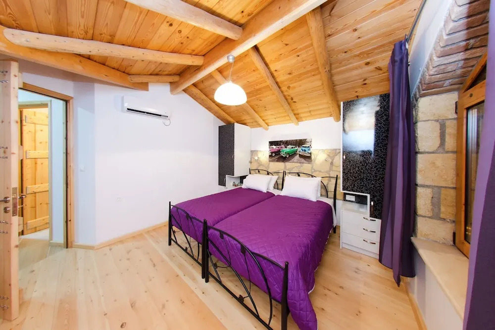Tireda Villas
