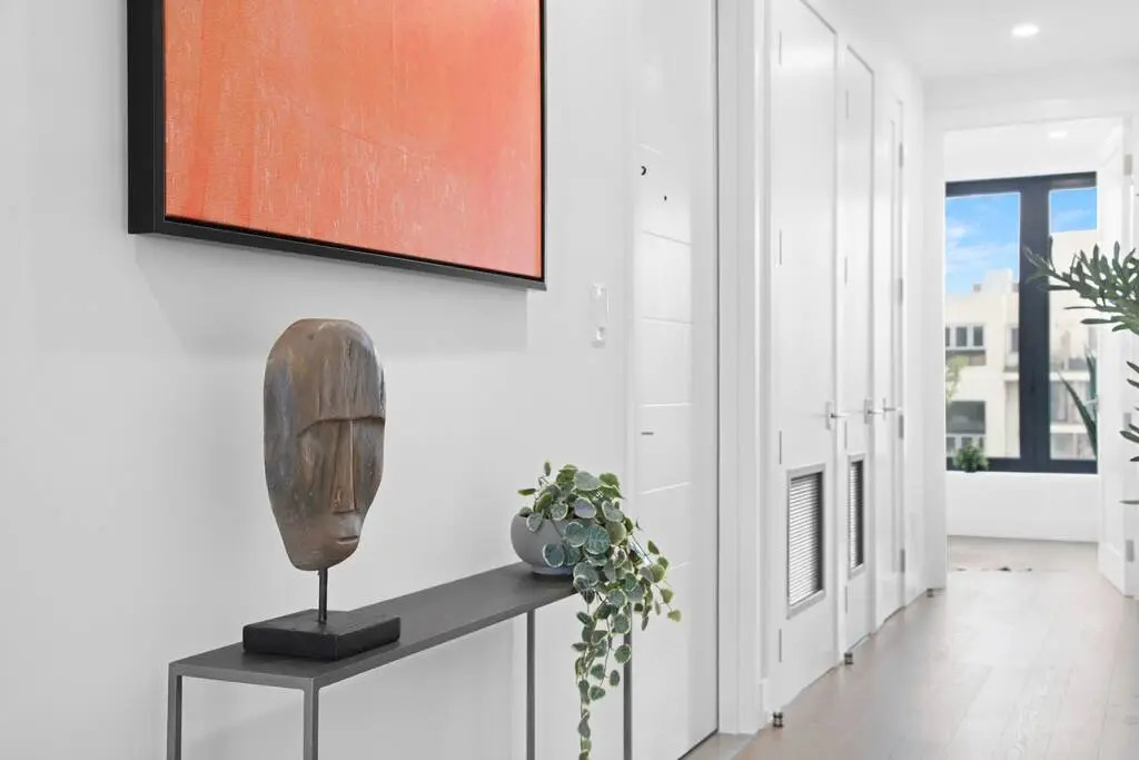 149bk-501 New 2br 2baths With a Private Terrace