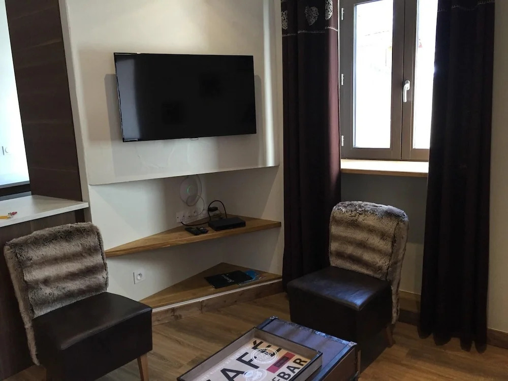 Etoile6 4 Rooms 6 People 4 Exposed South West