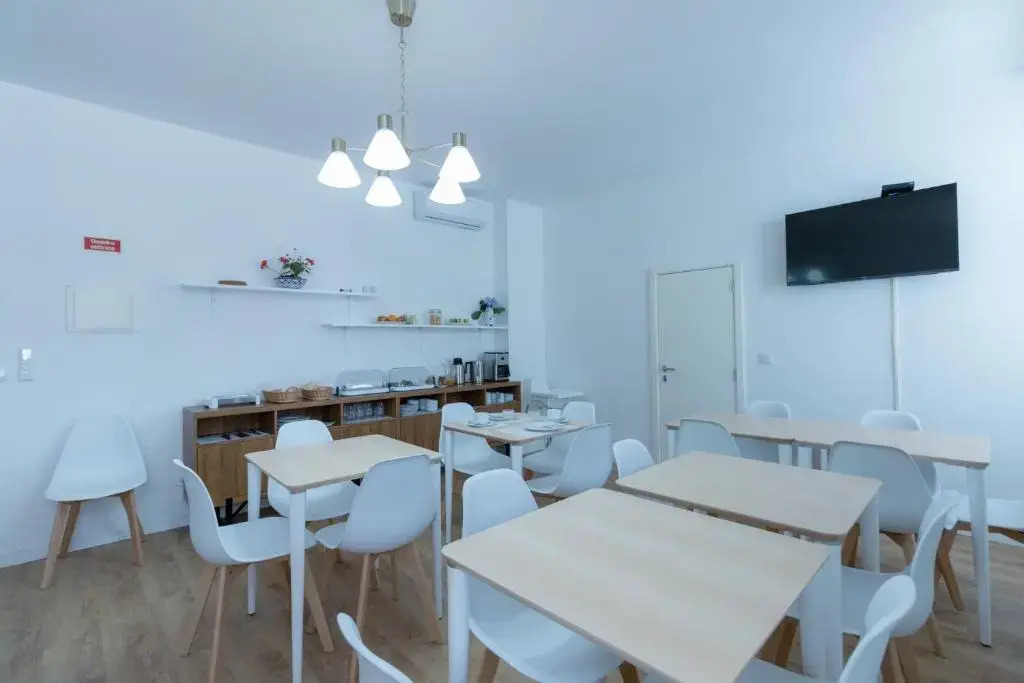 Lagoa Hostel & Suites