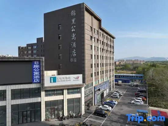 Longkou Jinli Serviced Apartment Hotel (Longhu Tianjie Poly Plaza)