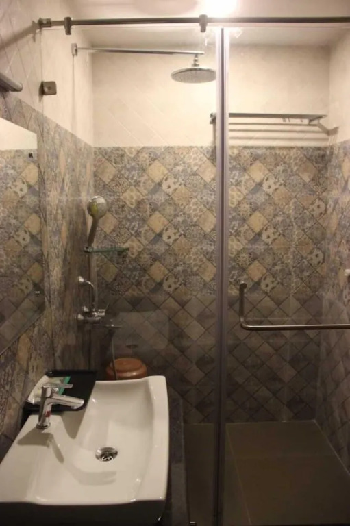 Hotel Rainbird