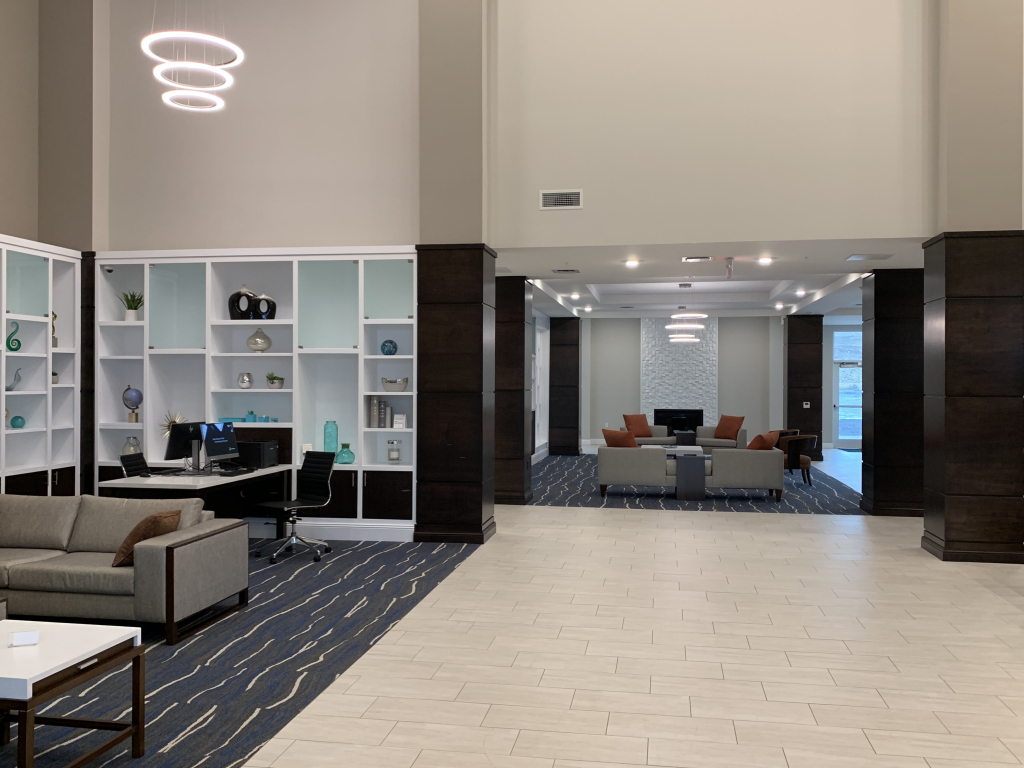 Holiday Inn & Suites - Jefferson City by IHG