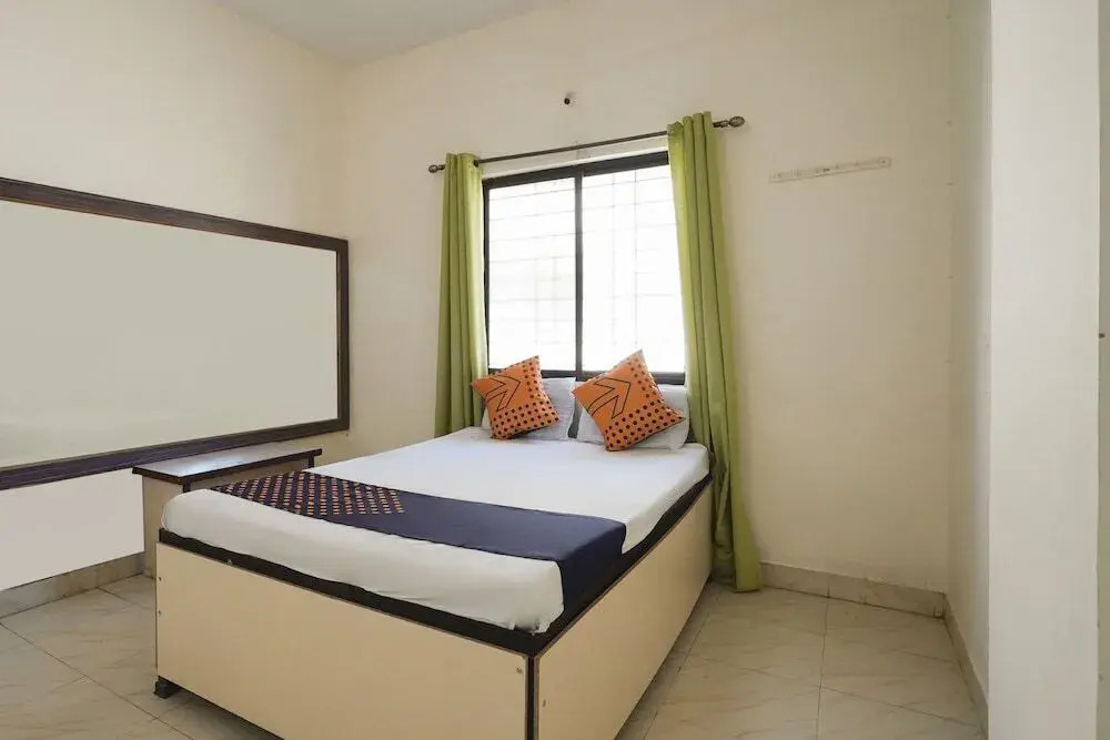 Niwant Lodge by OYO Rooms