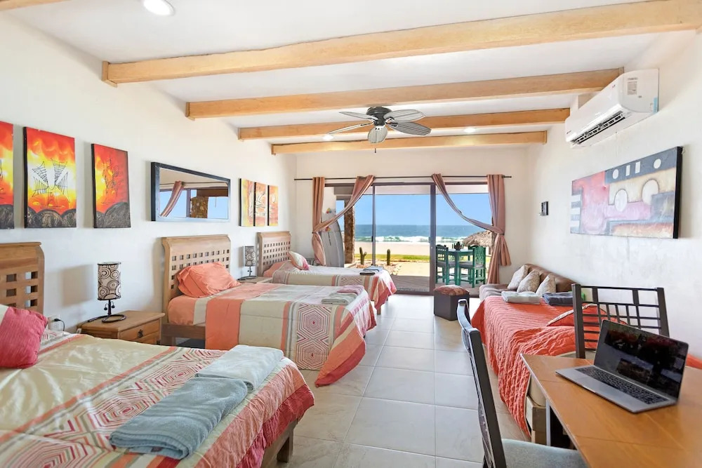 Punta Conejo Camila bungalows Surf Camp