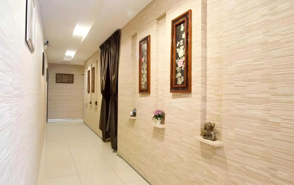 Peach Hill Hotel