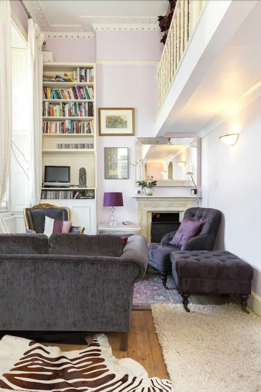 Cosy & Chic Nest 2min From Clapham Common Tube!