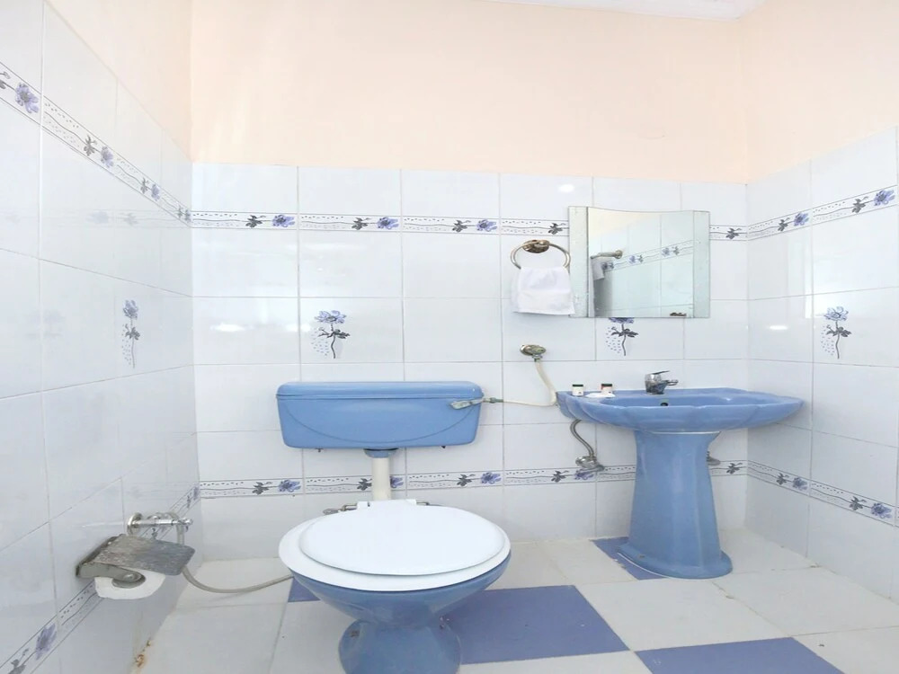 Super Townhouse by OYO Chandigarh Near PEC-PGI-PU Formerly Hotel Paradise