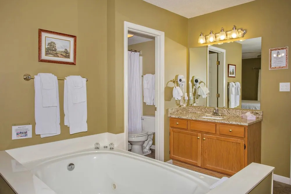 Whispering Pines 453