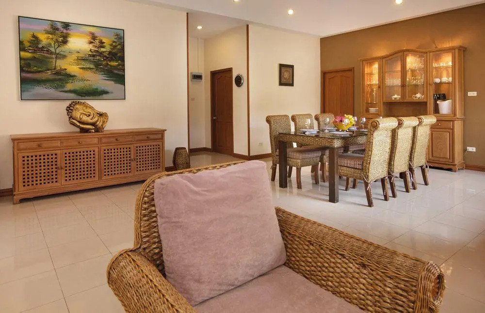 Pattaya Hill, Near the City and Beach