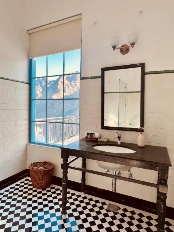 Faraway Cottages, Auli
