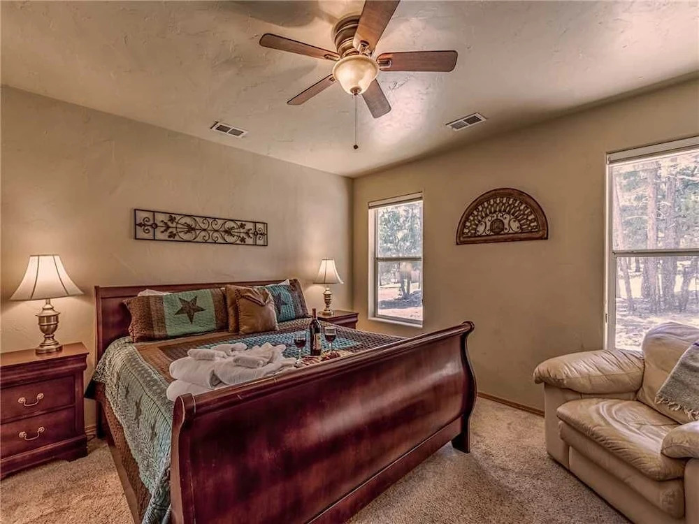 Deer Meadows, 3 Bedrooms, Wifi, Sleeps 8, Gas Grill, Hot Tub