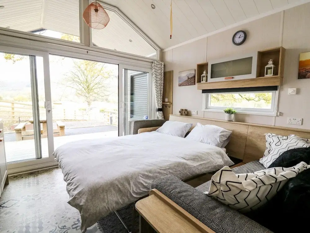 Hillside Lodge