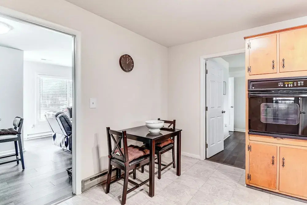 3 Mi to Huntington Beach: Hampton Family Home!