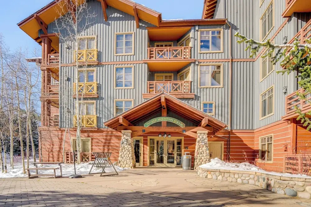 Walk to Lifts: Copper Mtn Condo in Center Village