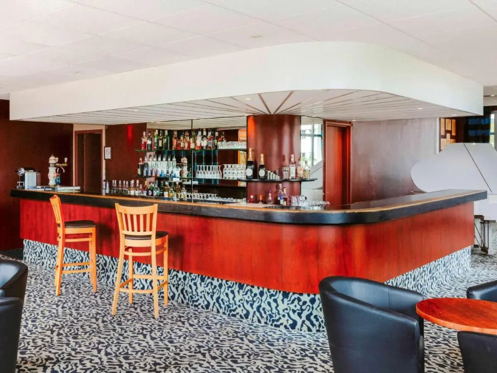 Mercure Nevers Pont De Loire